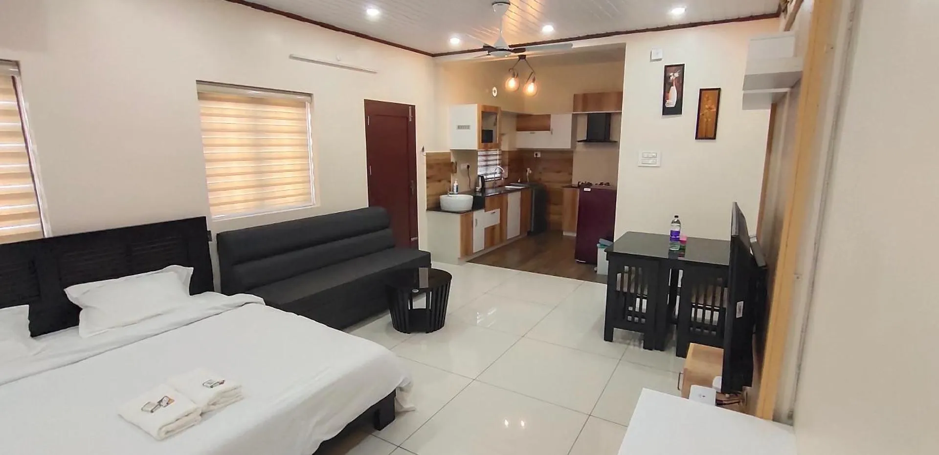 Cliff Way Apartments Varkala